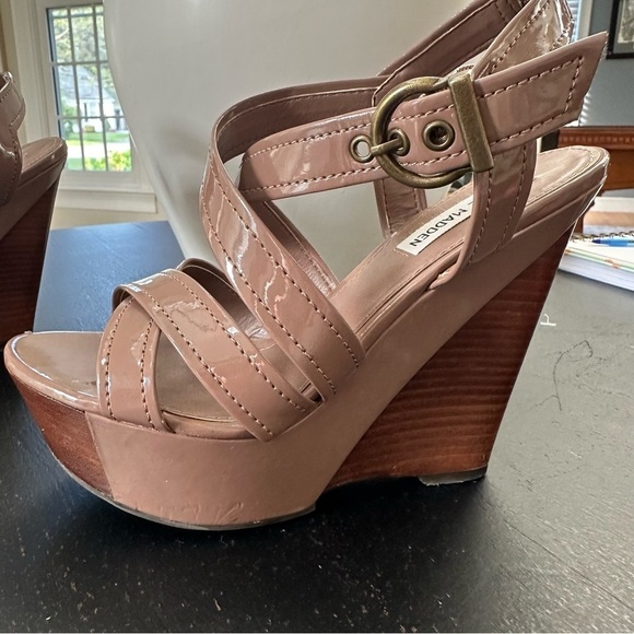 Steve Madden Wedges Taupe Size 7 - Picture 11 of 11